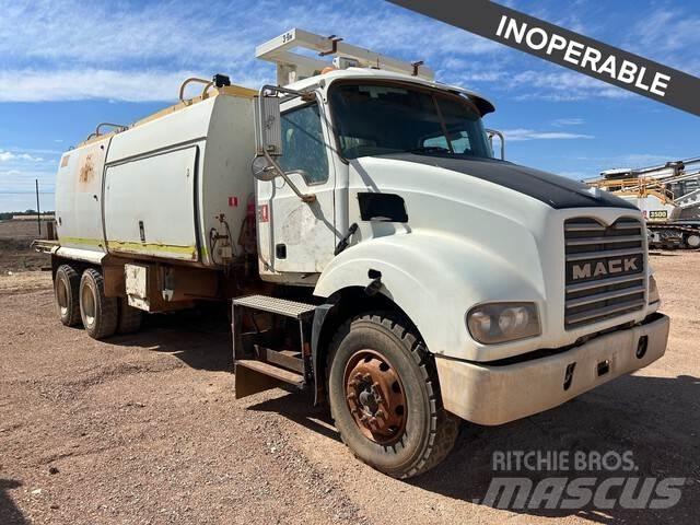 Mack CSMR Automobilinės cisternos