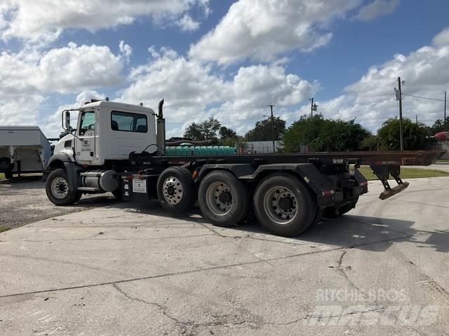 Mack CT713 Savivarčiai