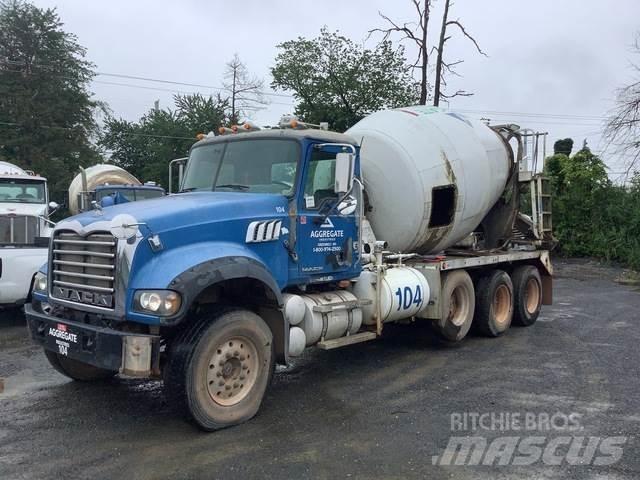 Mack CTP713 Kita