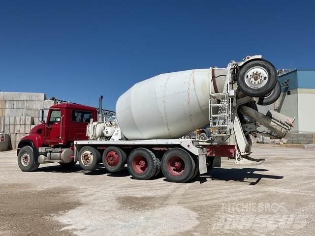 Mack CV513 Kita