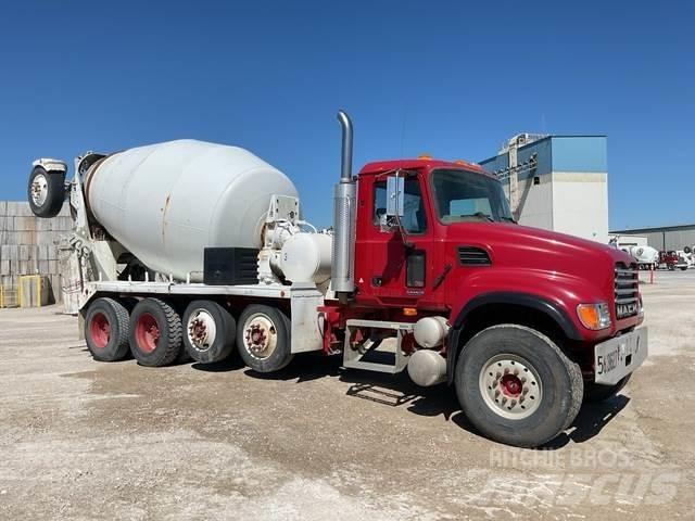 Mack CV513 Kita