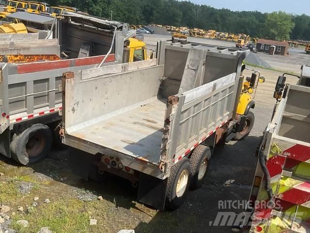 Mack CV700 Sniego peiliai ir valytuvai
