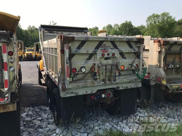 Mack CV700 Sniego peiliai ir valytuvai