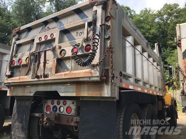 Mack CV700 Sniego peiliai ir valytuvai