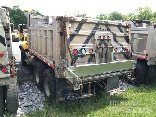 Mack CV700 Sniego peiliai ir valytuvai