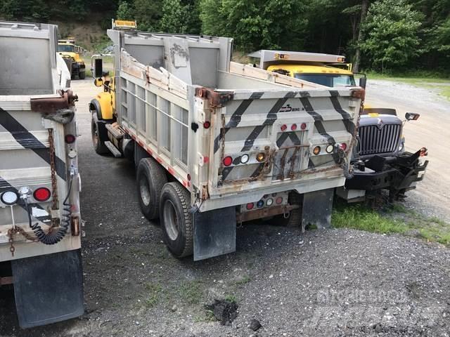 Mack CV700 Sniego peiliai ir valytuvai