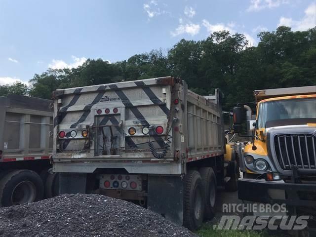Mack CV700 Sniego peiliai ir valytuvai