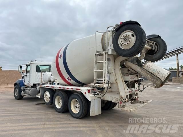 Mack CV713 Kita