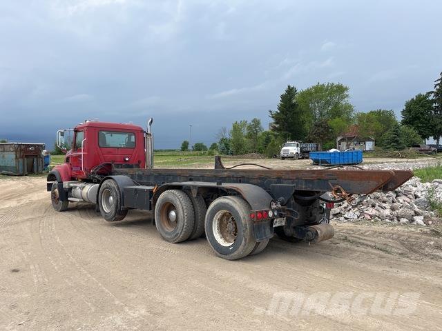 Mack CV713 Savivarčiai