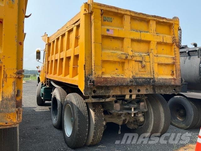 Mack DM686SX Savivarčių priekabų vilkikai