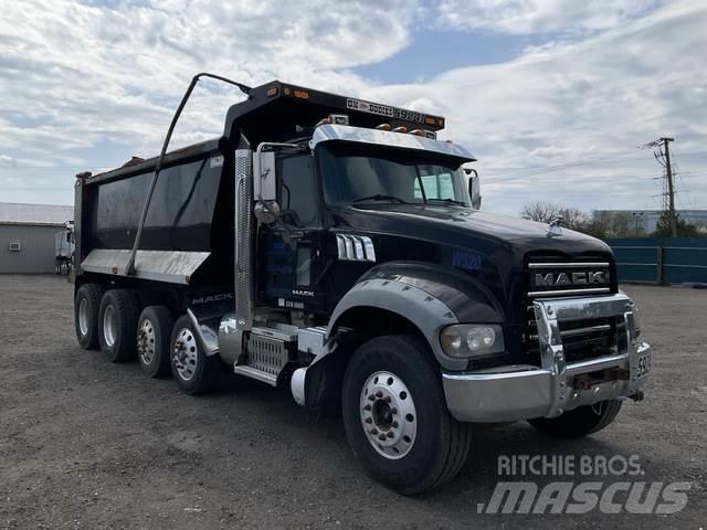 Mack GU713 Savivarčių priekabų vilkikai