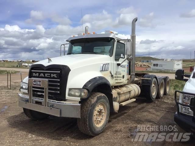 Mack GU713 Naudoti vilkikai
