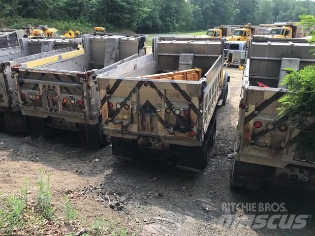 Mack GU713 Sniego peiliai ir valytuvai