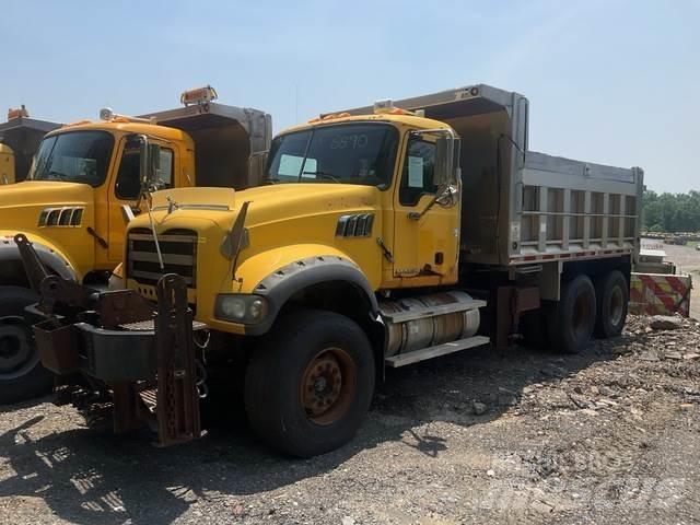 Mack GU713 Sniego peiliai ir valytuvai