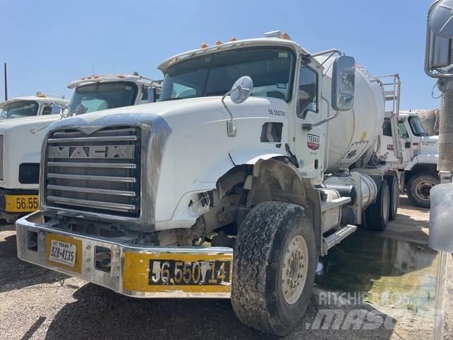 Mack GU813 Kita
