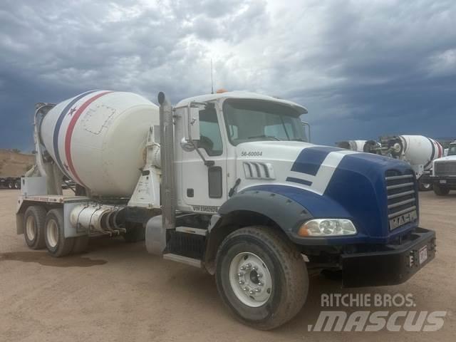 Mack GU813 Kita