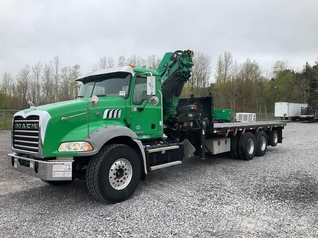 Mack GU813 Kita