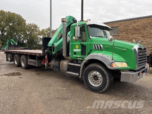 Mack GU813 Kita