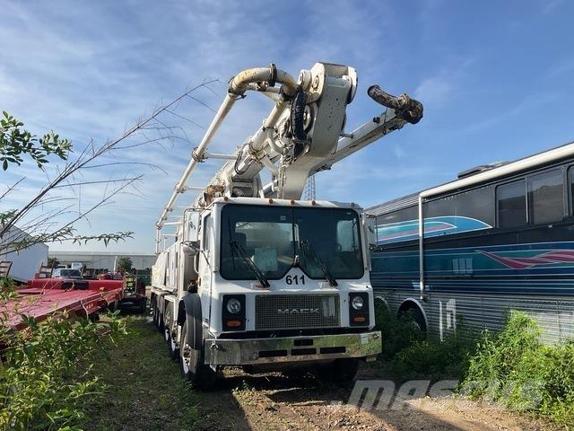 Mack MR688S Betono siurbliai