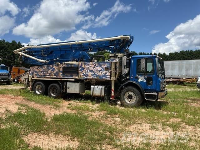 Mack MRU613 Betono siurbliai
