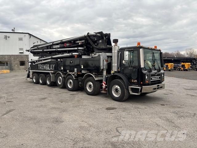 Mack MRU613 Betono siurbliai