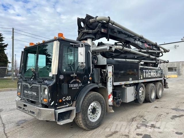 Mack MRU613 Betono siurbliai