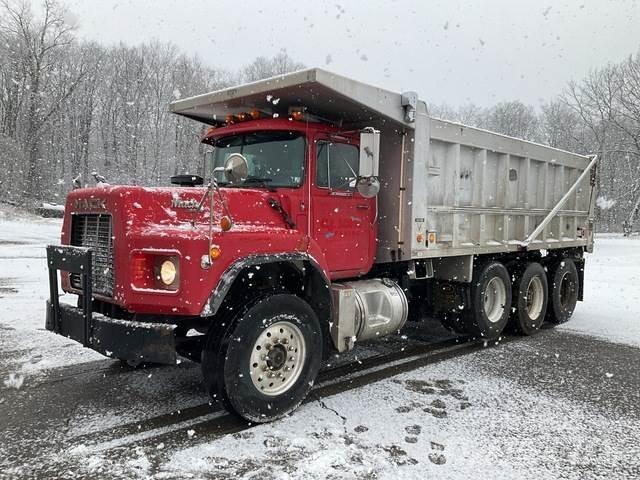 Mack RB688S Savivarčių priekabų vilkikai