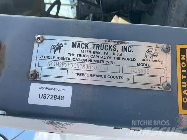 Mack RD688S Savivarčiai