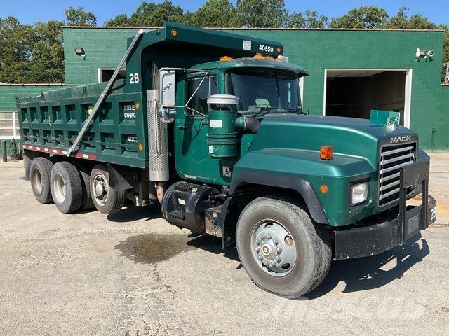 Mack RD690S Savivarčių priekabų vilkikai