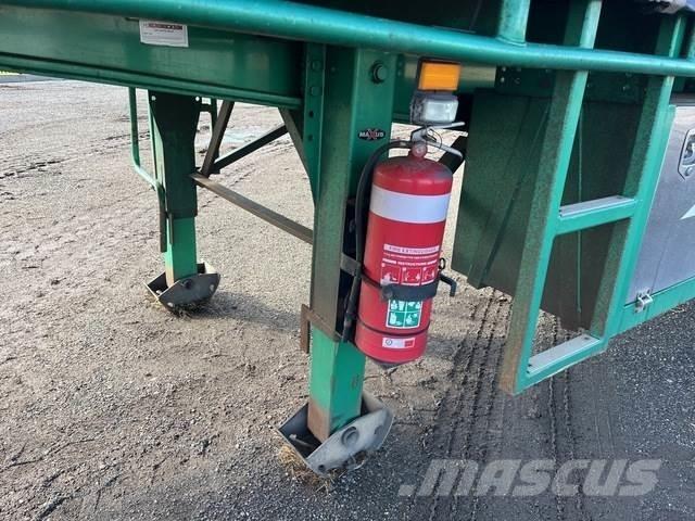 MaxiTrans  Priekabos su tentu