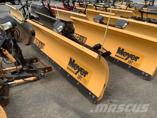 Meyer LP-9.0 Sniego peiliai ir valytuvai