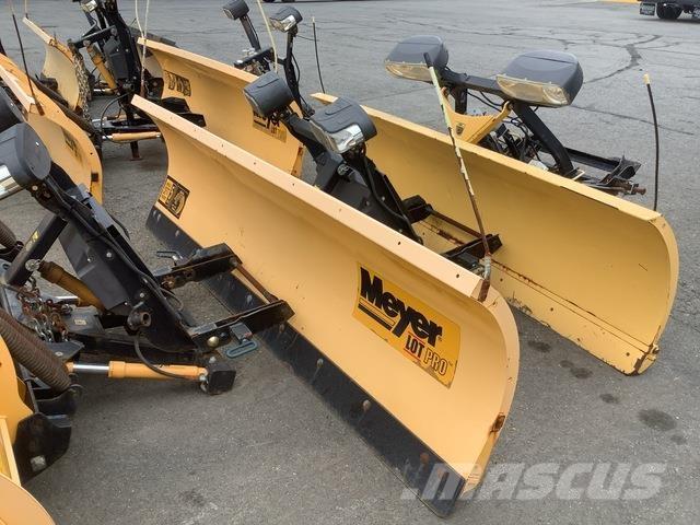 Meyer LP-9.0 Sniego peiliai ir valytuvai