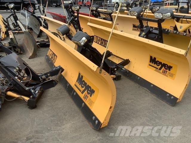 Meyer LP-9.0 Sniego peiliai ir valytuvai
