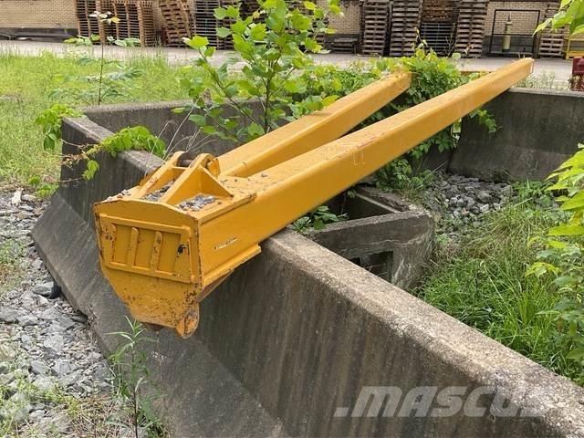 Midwestern  Medienos transportavimo mašinų kranai
