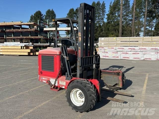 Moffett M5500 Ant sunkvežimių montuojami šakiniai krautuvai