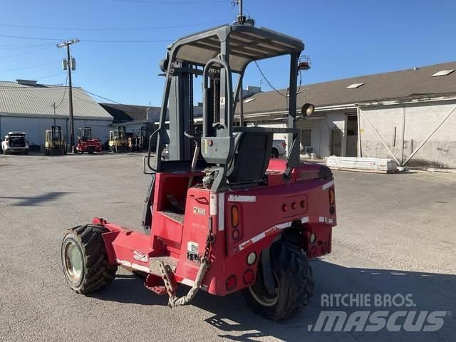 Moffett M55P Ant sunkvežimių montuojami šakiniai krautuvai