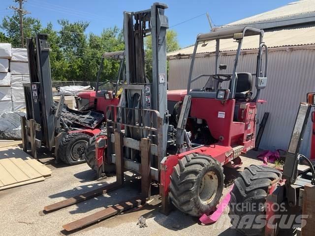 Moffett M55P Ant sunkvežimių montuojami šakiniai krautuvai