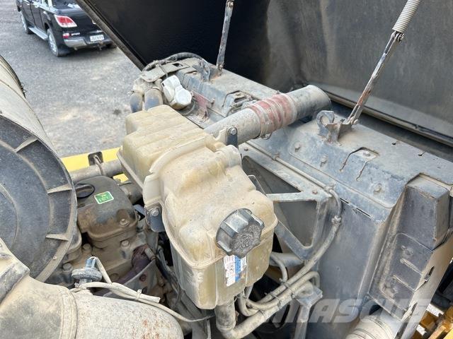 Moxy MT-41 Karjeriniai savivarčiai