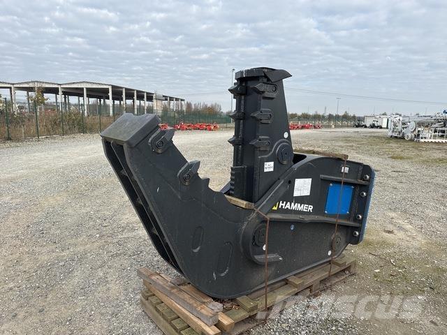 Mustang FH20 Statyba - Kita