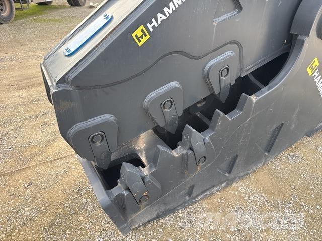 Mustang RH60 Statyba - Kita