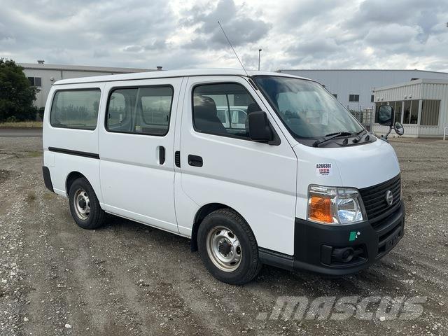 Nissan Caravan Mikroautobusai