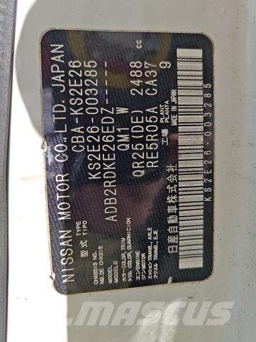 Nissan Caravan Mikroautobusai