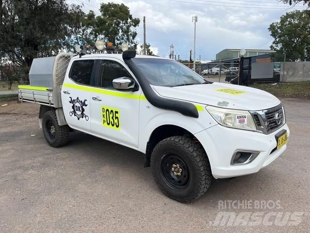 Nissan Navara Pikapai / Bortiniai sunkvežimiai