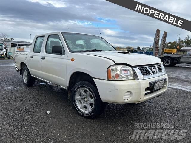 Nissan Navara Pikapai / Bortiniai sunkvežimiai