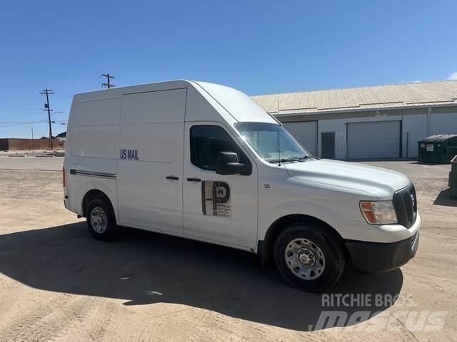 Nissan NV Krovininiai furgonai