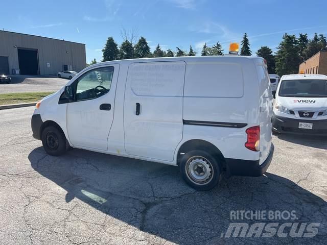 Nissan NV200 Krovininiai furgonai