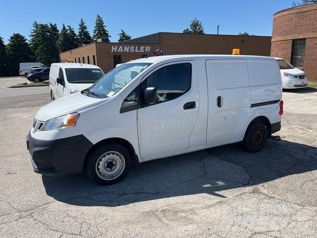 Nissan NV200 Krovininiai furgonai
