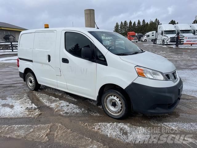 Nissan NV200 Krovininiai furgonai