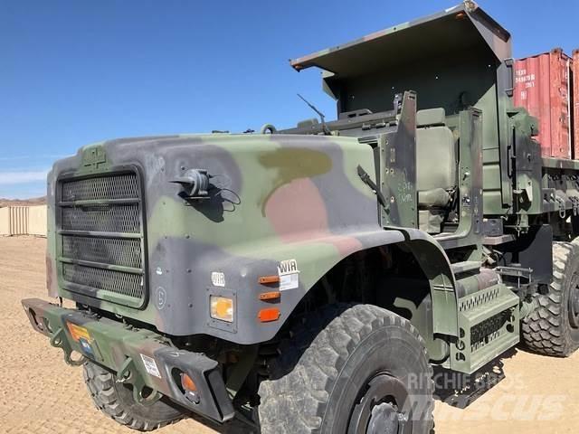 Oshkosh AMK29A1 Savivarčių priekabų vilkikai