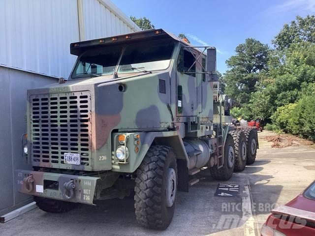 Oshkosh M1070 Naudoti vilkikai